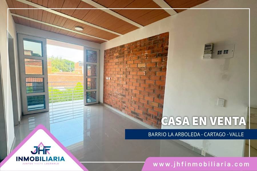 CASA EN LA ARBOLEDA