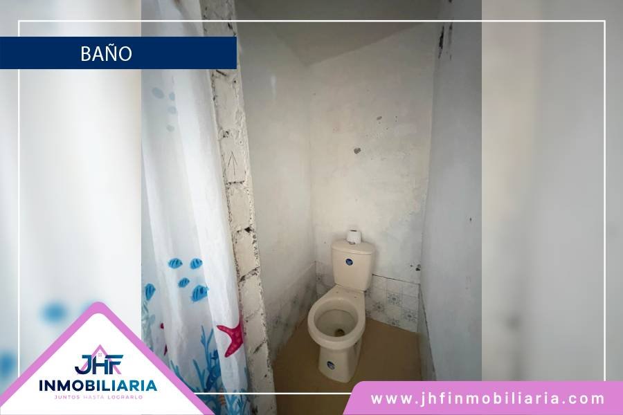 CASA EN CARLOS HOLMES - Imagen 5